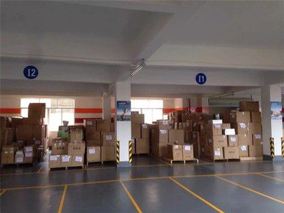 龙森 您的私人仓储管家，长期小仓库租赁服务